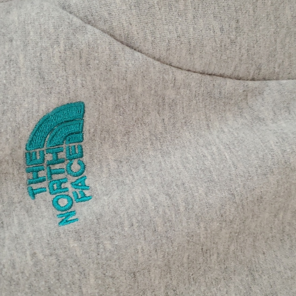 Northface hooded jacket - Picture 2 of 9